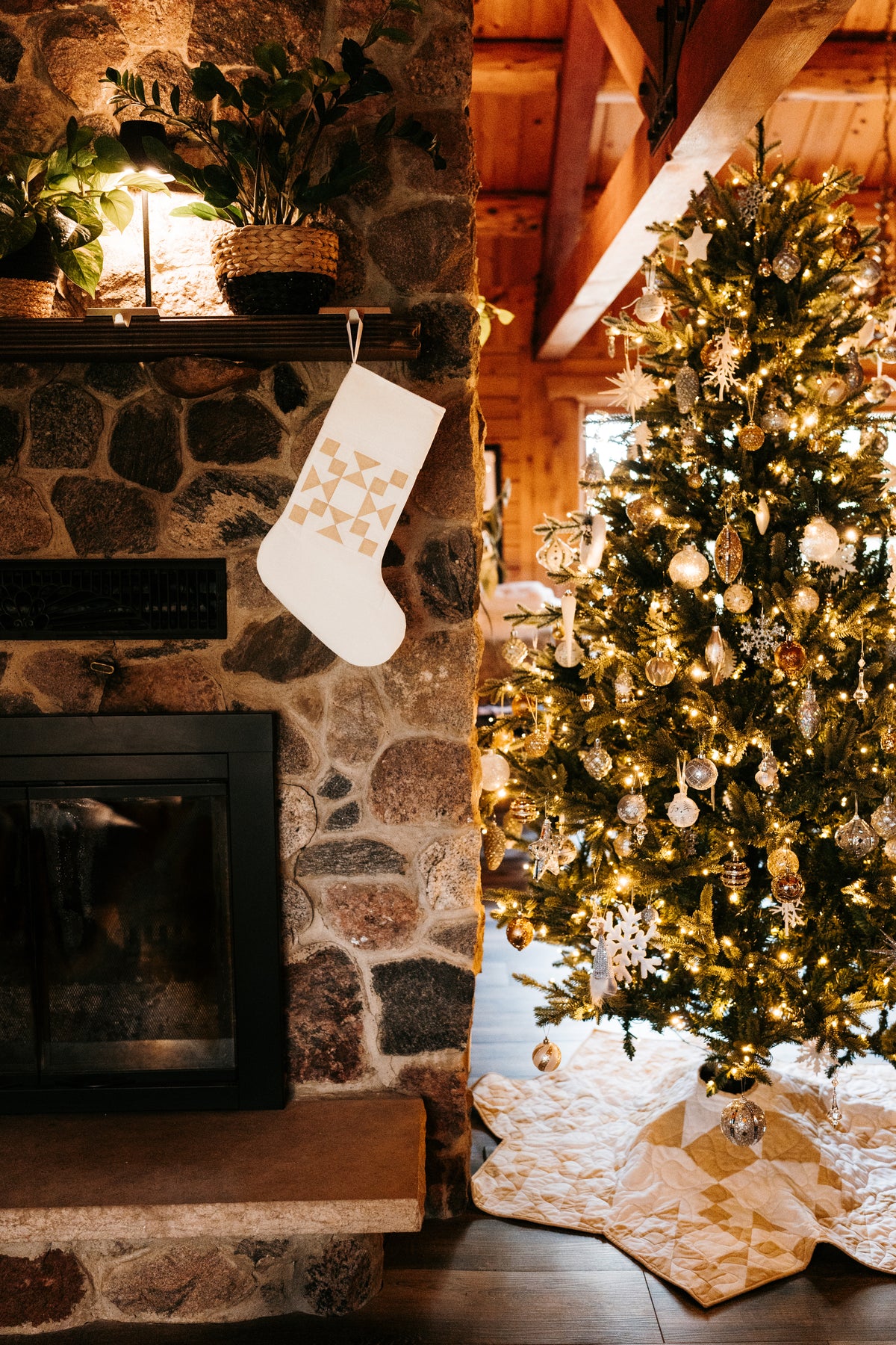Snowbound Stocking Quilt Kit